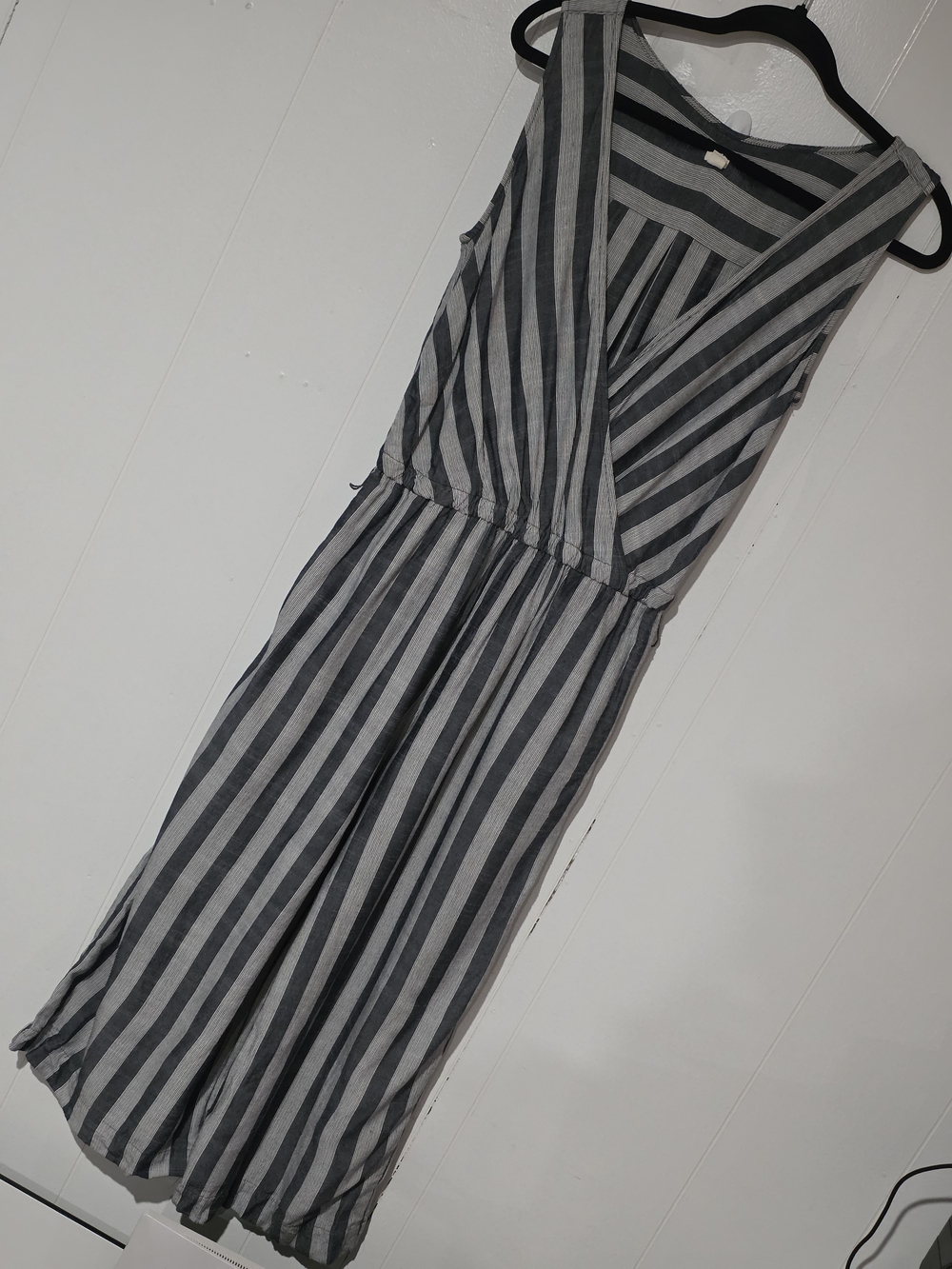 Gap Sleeveless Cropped Wide Legged Jumpsuit.